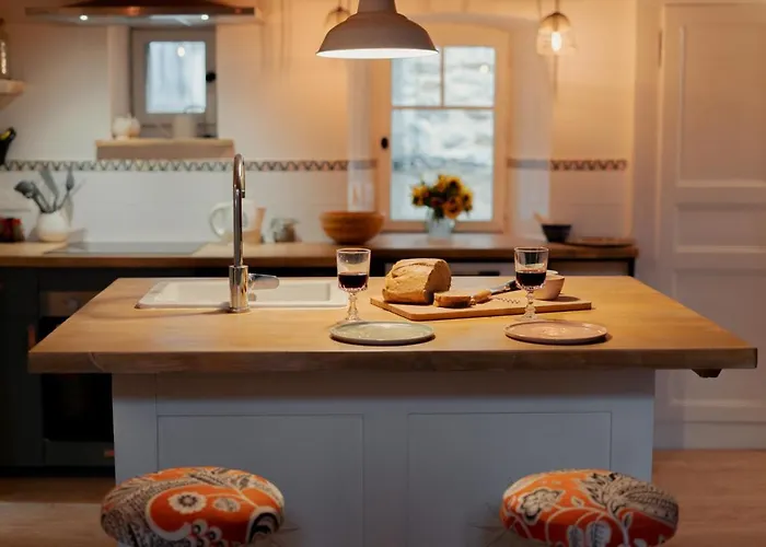شقة Studio, Loft Dans Les Vans, Centre Historique, Ardeche, Cevennes Parc Regional