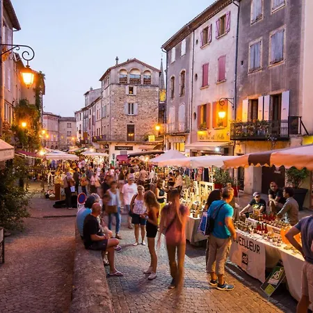 Apartment Studio, Loft Dans Les Vans, Centre Historique, Ardeche, Cevennes Parc Regional *