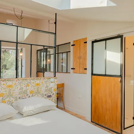 アパート Studio, Loft Dans Les Vans, Centre Historique, Ardeche, Cevennes Parc Regional レ・ヴァン